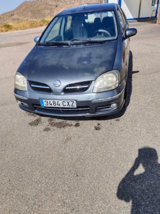 Nissan Almera 2004