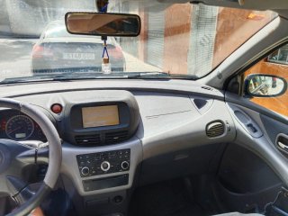 Nissan Almera 2004