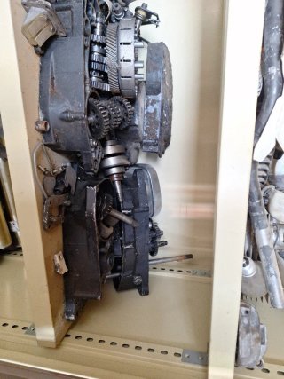 Lote de piezas de moto