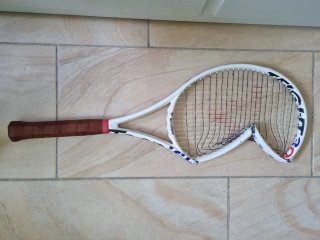 Raqueta Rota Mutua Madrid Open 2024