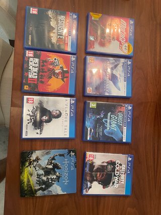 PS4 Slim Negra + Mando + Juegos