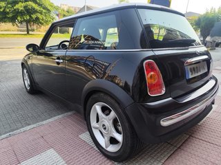 MINI Cooper 2003