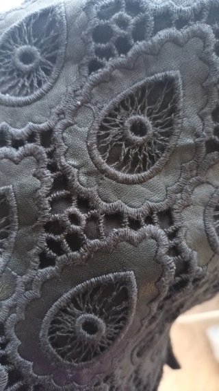 Minifalda Zara Encaje Negra Talla M