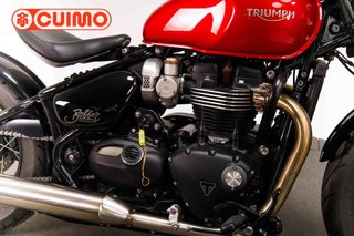 TRIUMPH BONNEVILLE BOBBER