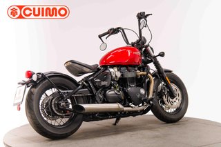 TRIUMPH BONNEVILLE BOBBER