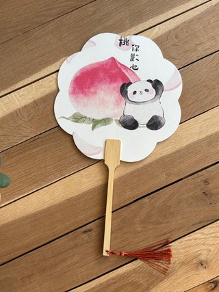 Abanico Oriental Panda y Melocotón