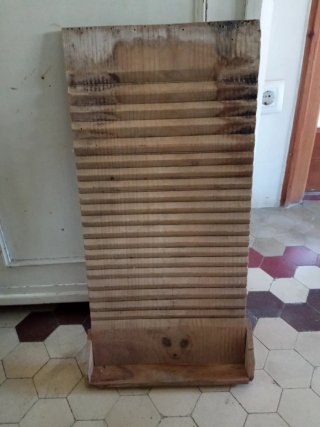 Tabla de lavar antigua