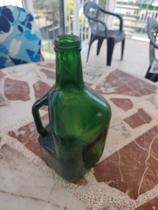Garrafa vidrio verde vintage