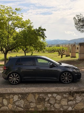 Volkswagen Golf GTD 2.0 TDI. DSG (220cv)