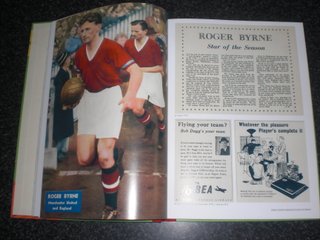CHARLES BUCHAN ́S FOOTBALL MONTHLY MANCHESTER UTD