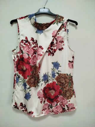 Blusa sin mangas floral Talla L