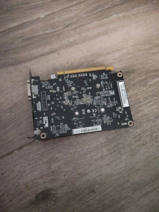 Sapphire Radeon RX 550 Tarjeta Gráfica