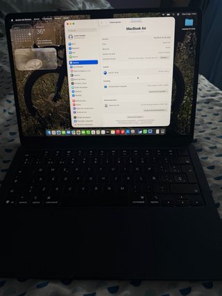 MacBook Air M4 2025