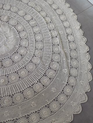 Mantel redondo crochet blanco roto, 1.70 de diám.