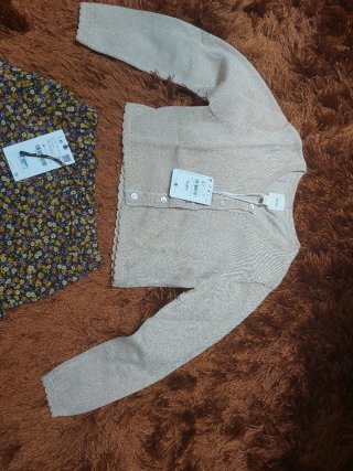 Conjunto falda y chaqueta punto niña T.7