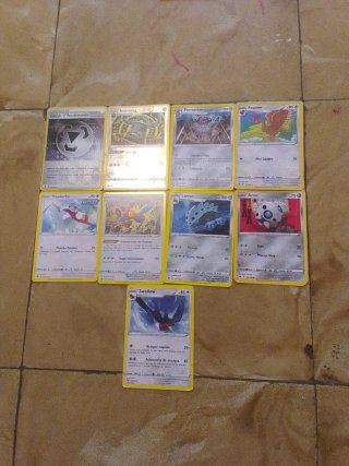 Cartas Pokémon Variadas.son 85 cartas