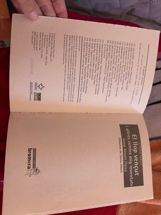 El llop vençut i altres contes mig inventats