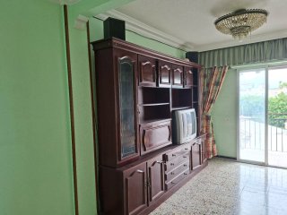 Mueble de salón madera marrón