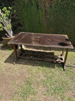 Mesa de madera para exterior