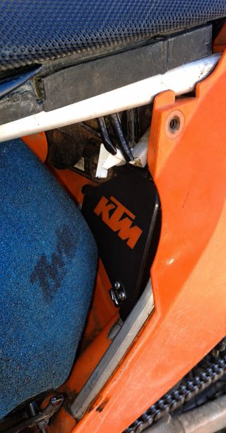2 Cajas KTM