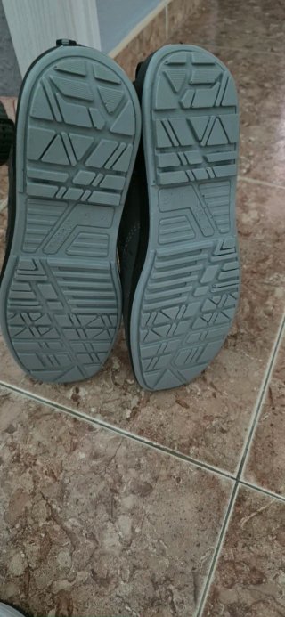 Botas de seguridad U-Power grises y naranjas