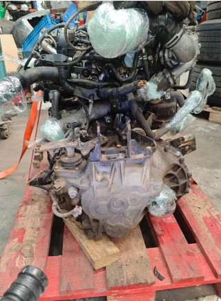 Motor Toyota Corolla Verso 2.2 D-4D 136CV
