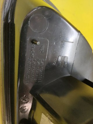 PILOTO TRASERO IZQUIERDO PORTON SEAT IBIZA 6L1