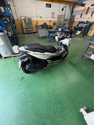 Honda Forza 300 2019 Blanca
