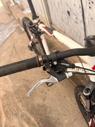 Bicicleta Specialized Hardrock 27.5 talla 21