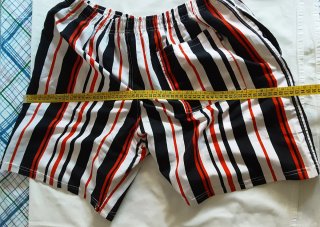 Bañadores hombre rayas negro/rojo T.52