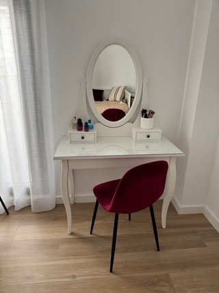 Tocador Ikea Hemnes con espejo
