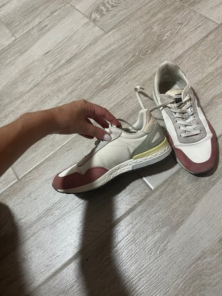 Zapatillas Scalpers rosas y blancas