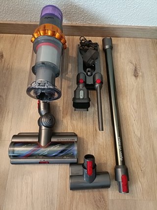 Aspiradora Dyson V15