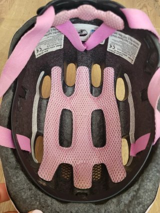 Casco bici infantil ABUS rosa mariposas