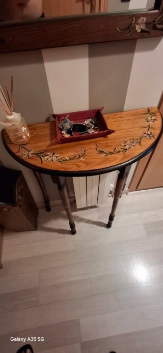 Conjunto entradita espejo y paraguero