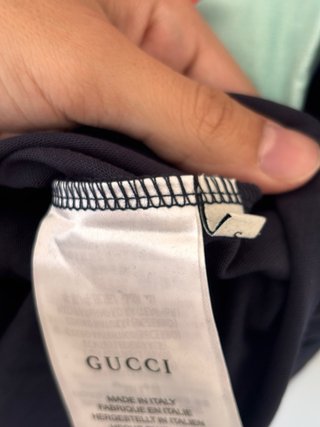 Camiseta Gucci Negra Multicolor Estampado Conejos