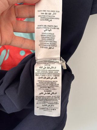 Camiseta Gucci Negra Multicolor Estampado Conejos