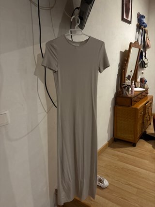 Vestido largo beige