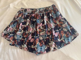 Falda pantalón mariposas multicolor
