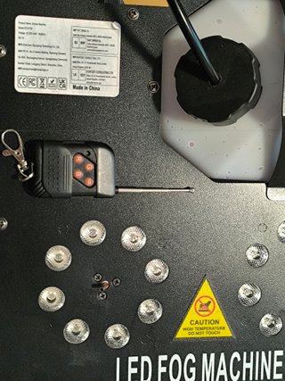 Máquina de Humo LED 2000W RGB