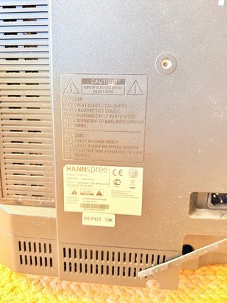 TV Hannspree 28” Full HD 1080p + Mando