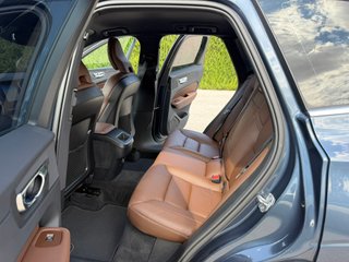 VOLVO XC60 2.0D3 150CV MOMENTUM PRO 2020 106.000KM