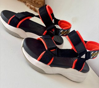 Sandalias Bimba y Lola Plataforma