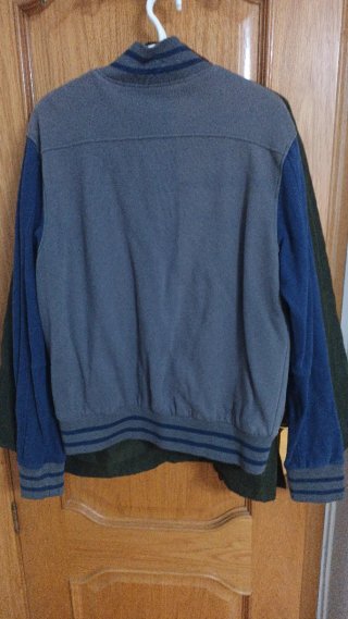 Beisbolera azul y gris