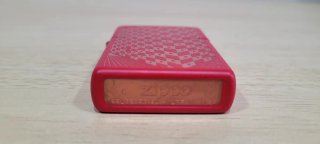 Zippo Rosso Design Quadrati, EDIZIONE LIMITATA