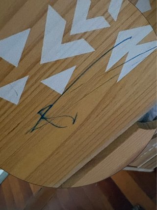 Cajonera estrecha madera natural diseño étnico