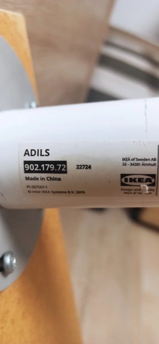 Escritorio Ikea Madera y Metal