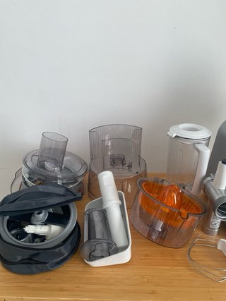 Robot de Cocina Bosch con Accesorios serie MUM