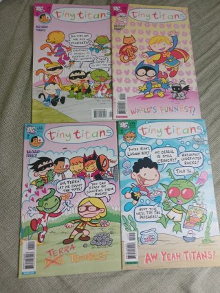 Lote de 12 comics de tinty Titans DC INGLES