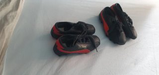 Botas de fútbol Cejudo vintage negras y rojas